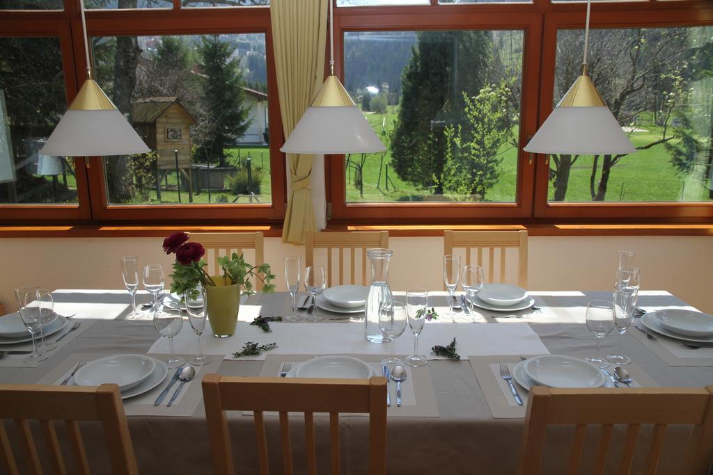 Villa Schnuck - Das Rote Ferienhaus Bad Gastein Exteriör bild
