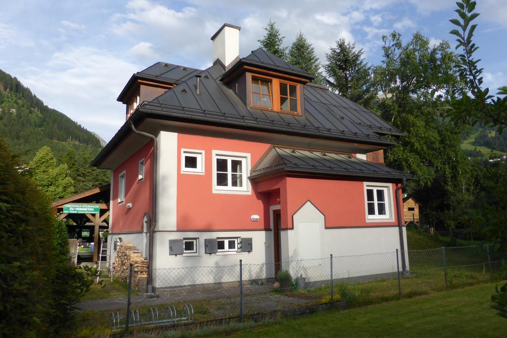 Villa Schnuck - Das Rote Ferienhaus Bad Gastein Exteriör bild